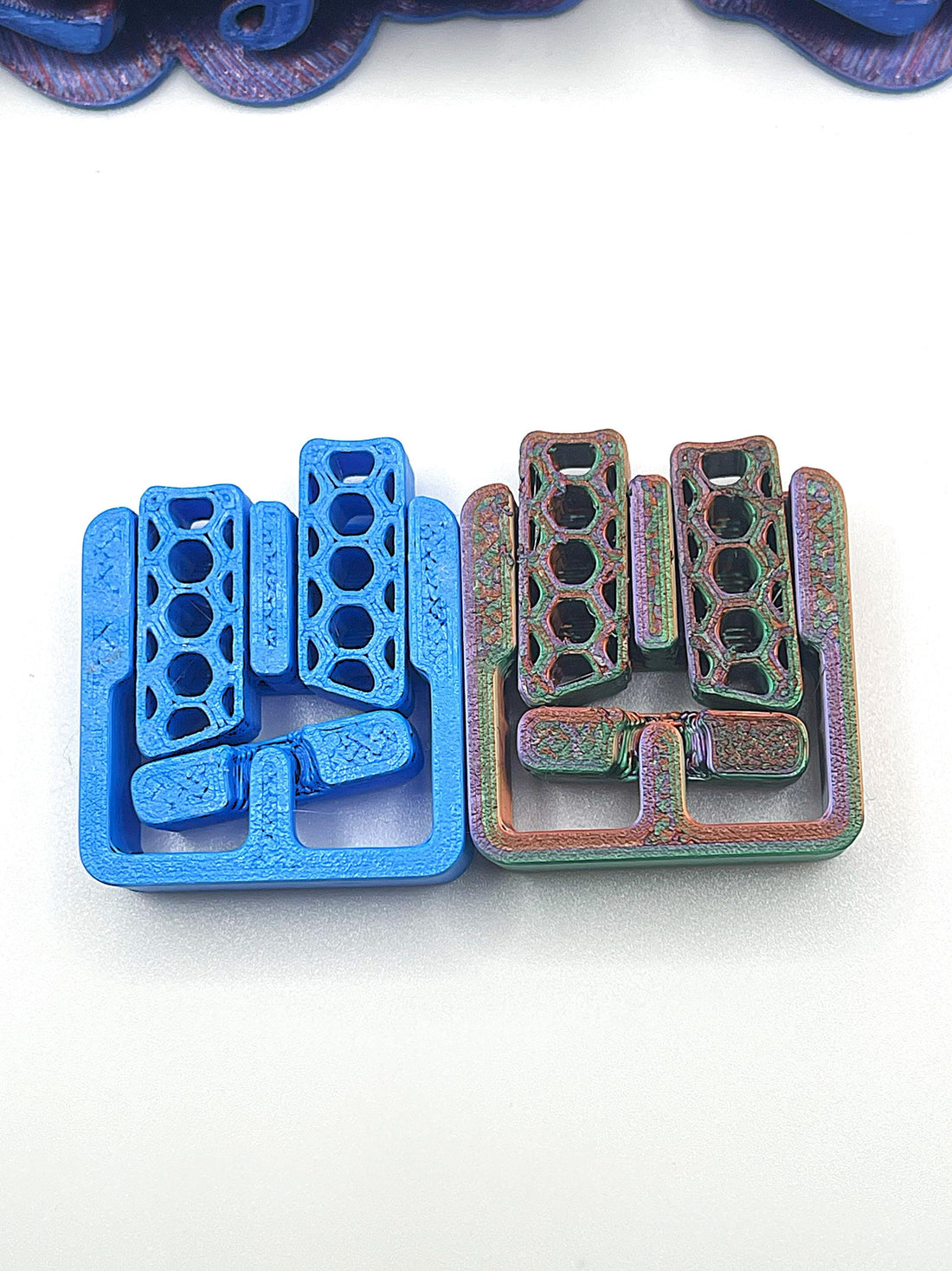 Clicky Flip Flop Button Fidget Toy – Addictive Sensory Satisfaction Gadget