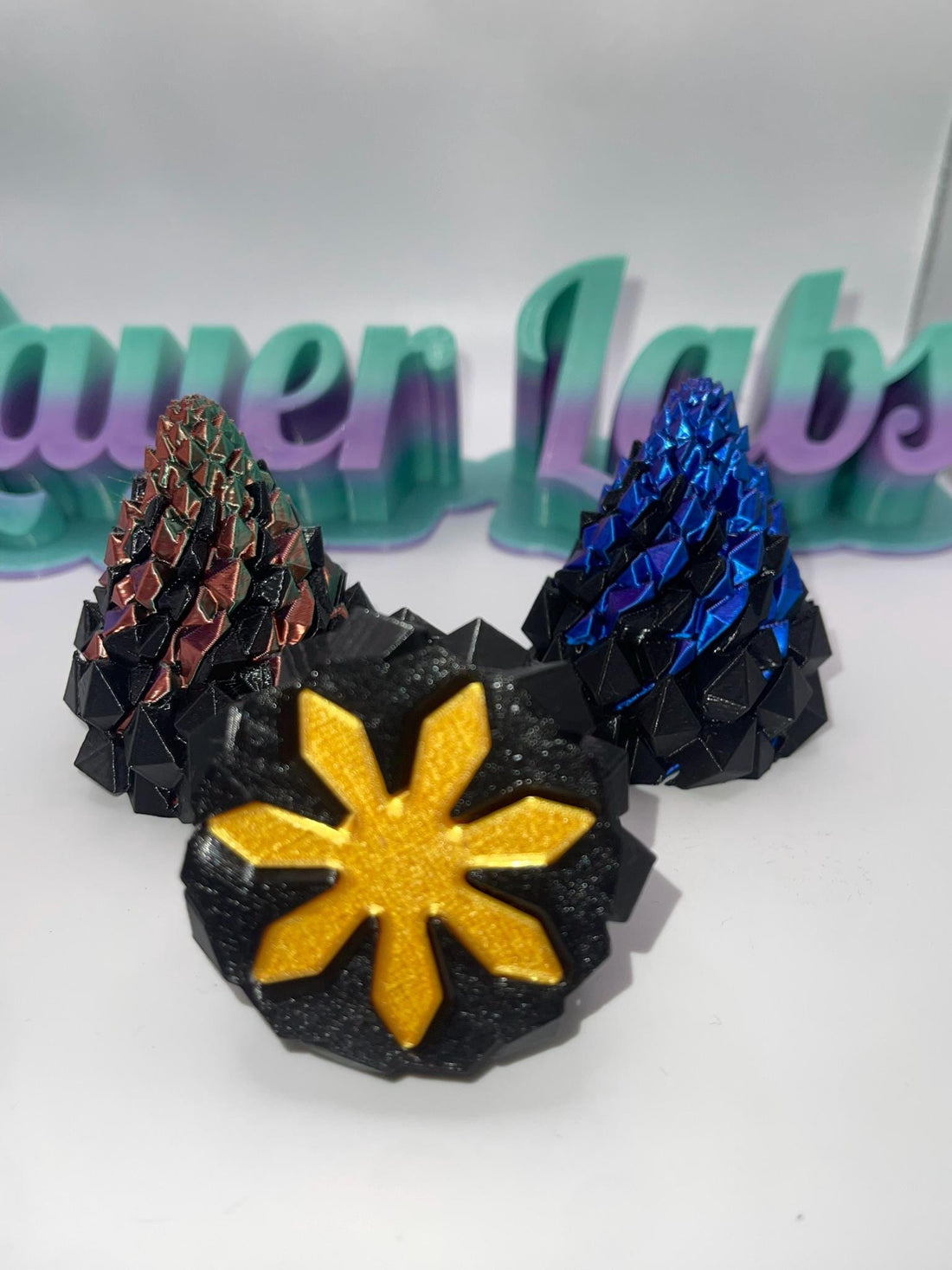 Impossible Pass-Through Crystal | Optical Illusion Puzzle | 3D-Printed Brain Teaser