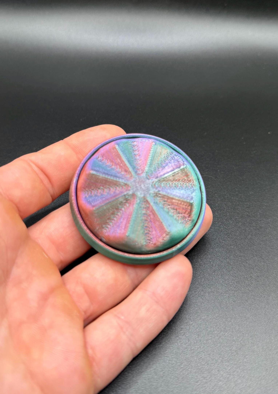 Ratchet Clicker Spinner Fidget – Palm-Sized Soft or Firm Click Spinning Toy