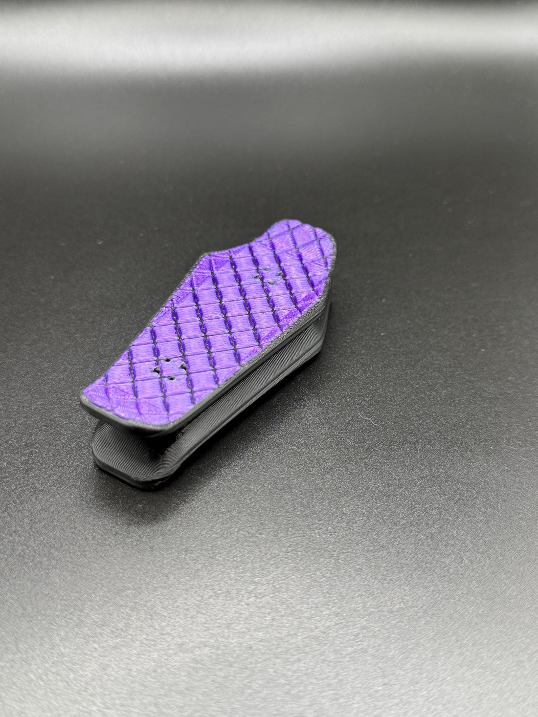Halloween Magnetic Kickflip Slider – 3D Printed Fidget with Skull Design & Themed Storage Box